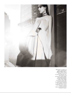 Vogue_Paris_Fevrier_2013-228.thumb.png.5e6543c2bb16cb5b47d17c5314ae56c8.png