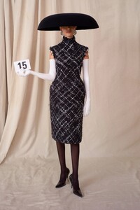 balenciaga-couture-fw21-paris15.thumb.jpg.5a335e486c52b6385c5b851ae2addcc4.jpg
