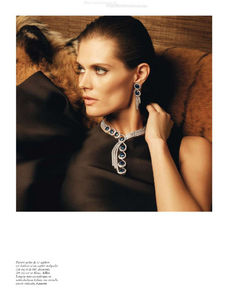 vogue-paris-juin-juillet-2012-210.thumb.png.3ecfc4f4dab30ac1095ae9c5d1379c42.png