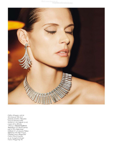 vogue-paris-juin-juillet-2012-216.thumb.png.a6c70e474925e37fa1465fbd75ada74b.png