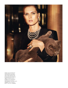vogue-paris-juin-juillet-2012-218.thumb.png.73186d54e2b7a4c9199c01852ba128ef.png