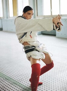 Vogue Italia Oct.2022_9.jpg