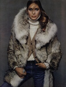 Fur_Avedon_US_Vogue_October_1976_02.thumb.jpg.db8c57e3483bd368e5c0ea76b37951ca.jpg