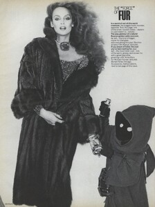 Ishimuro_US_Vogue_November_1977_06.thumb.jpg.651cce0d875f5a10ea594ec1e345f3fe.jpg