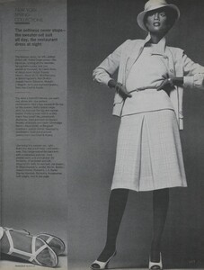 Scavullo_US_Vogue_February_1974_14.thumb.jpg.259cd4a8c77addd59a46b03a203a5e23.jpg