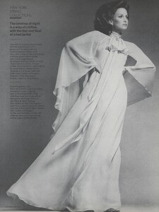 Scavullo_US_Vogue_February_1974_18.thumb.jpg.871d5c7a3ced1103c2a7dc340051918a.jpg