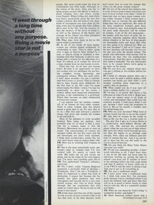 Schapiro_US_Vogue_November_1977_02.thumb.jpg.45cf6223b68d2624389522f548fd1716.jpg
