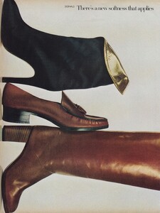 Shoe_Penn_US_Vogue_July_1977_05.thumb.jpg.07201e7ab807920dcb8fcc19de0aba1a.jpg