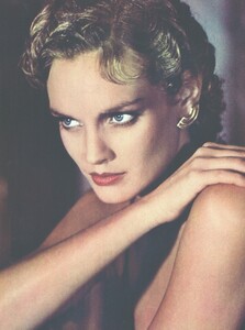 Turbeville_US_Vogue_November_1979_02.thumb.jpg.2aac7d7d68b2d7be7f3f44ea43b0c8a1.jpg