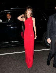 lily-collins-at-time-100-next-gala-in-new-york-10-25-2022-7.jpg