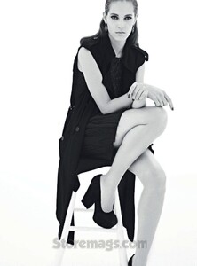 1456359272_Harpers_Bazaar_UK_2012-03_www.storemags.com(dragged)46.thumb.jpg.e0cc0aff81b1d0c4108c8853b48f92a5.jpg