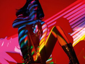 2069691156_Mert__Marcus_Vogue_Paris_March_2017_04.thumb.jpg.1ee5ce33b2a804fba829cc8c55a682a3.jpg