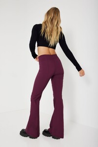 100066528_0JR_alt2_1920x2880 (1).jpg