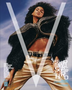 Imaan-Hammam-V-Magazine-Winter-2022-Cover-Photoshoot02.jpg