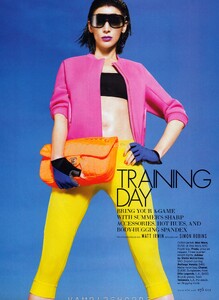 fashion-scans-remastered-liberty-ross-elle-usa-june-2012-02.thumb.jpg.6b8413c8e26f8b0ecbe38c3cef50cc00.jpg