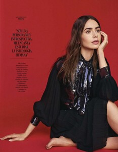 lily-collins-in-el-pias-semanal-2021-2.jpg