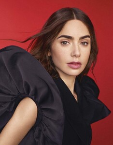 lily-collins-in-el-pias-semanal-2021-3.jpg
