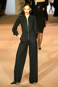 1297988426_YvesSaintLaurent2002HauteCouture17.thumb.jpg.10a6fe6744f89151c8430a96a99b1417.jpg