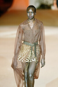 wek s02ysl-HC-127d.jpg