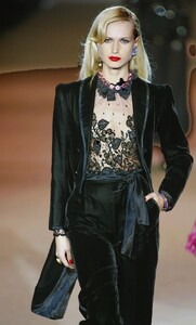 savits s02ysl-HC-102d.jpg