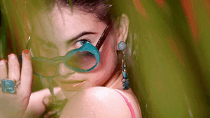 ezgif.com-gif-maker (14).gif