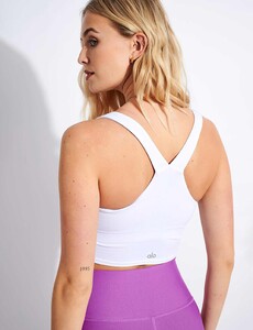 Alo-Yoga-Real-Bra-Tank-W9277R-White-0015_ebc69394-6db2-4ff5-a177-8bc2de7c6911.jpg