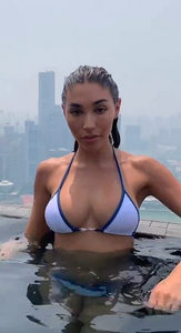 Chantel-Jeffries-(56)-LcksiYwe.thumb.png.3f4d462a0709cbc2d0c4b4fda9cab465.png
