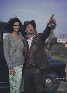 Love_Lindbergh_US_Vogue_February_2012_06.thumb.jpg.b0d6a194c3bc7f27a88f12ab78e0afeb.jpg