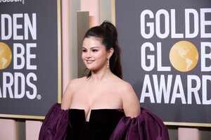 selngogodlenlikehtath4 (4).jpg