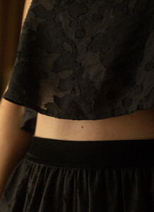 326cf2a1-a0ba-4da5-b5ed-1283e93bbfea_yse-ensemble-homewear-papillon-de-nuit-noir (1).jpg