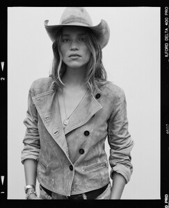 V Magazine140 _11.jpg