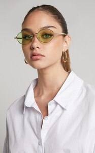 Jilyan_Retro_Oval_Sunglasses_in_Lime_5.jpg