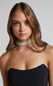 Marthessa_Multi_Layered_Faux_Pearl_Choker_in_Pearl_1.thumb.jpg.411222e9b4b35dc5ed597fa6abb1ffad.jpg