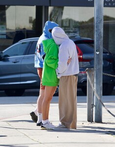 hailey-and-justin-bieber-out-and-about-in-west-hollywood-01-19-2023-1.jpg