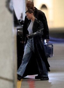 hailey-and-justin-bieber-out-for-dinner-at-wally-s-in-beverly-hills-01-08-2023-3.jpg