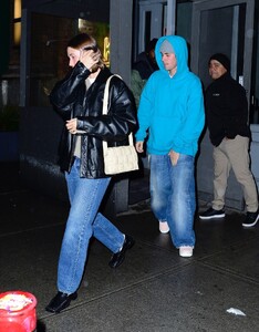 hailey-and-justin-bieber-out-for-dinner-in-new-york-01-22-2023-3.jpg