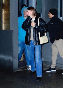 hailey-and-justin-bieber-out-for-dinner-in-new-york-01-22-2023-6.jpg