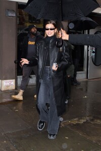 hailey-biebr-arrives-at-electric-lady-studio-in-new-york-01-25-2023-4.jpg