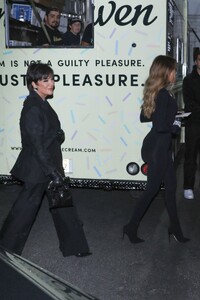 khloe-kardashian-and-kourtney-kardashian-mason-disick-s-birthday-party-in-hollywood-12-17-2022-1.jpg