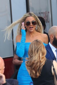 khloe-kardashian-at-an-event-in-new-york-05-17-2022-2.jpg