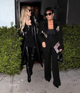 khloe-kardashian-kylie-s-private-dinner-party-celebration-in-la-04-05-2022-3.jpg