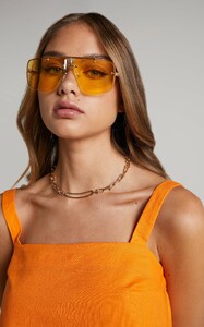 mileena_rimless_retro_aviator_in_Yellow_6.thumb.jpg.69d4470717726512fb7c93a5cc5a898a.jpg