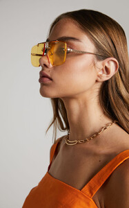mileena_rimless_retro_aviator_in_Yellow_9.thumb.jpg.4737655ec17a6a4d6f22e9c8573e11b2.jpg
