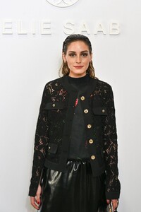 olivia-palermo-elie-saab-fashion-show-in-paris-10-01-2022-1.jpg