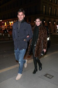 olivia-palermo-night-out-style-paris-10-02-2022-3.jpg