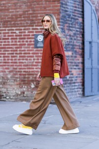 olivia-palermo-photo-shoot-in-new-york-01-16-2023-0.jpg