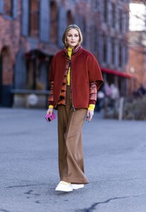 olivia-palermo-photo-shoot-in-new-york-01-16-2023-5.jpg