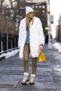 olivia-palermo-winter-street-style-new-york-01-09-2022-6.jpg
