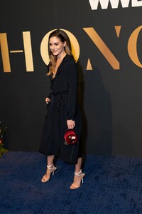 olivia-palermo-wwd-2022-honors-awards-in-new-york-3.jpg