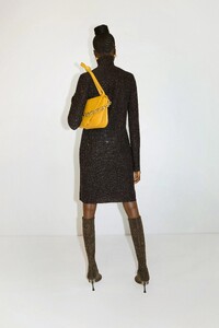 00019-Bottega-Veneta-Pre-Fall-21.thumb.jpg.cf7b345689c5a9d096d1f050e08aadb1.jpg